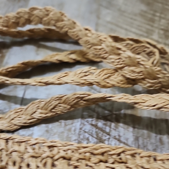 Handmade Woven Tan Crossbody Bag - Picture 3 of 9